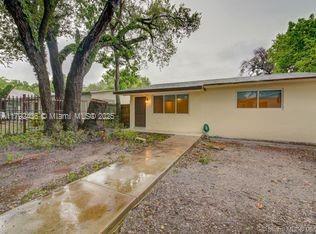 Foto principal - 1857 NW 113 Terrace