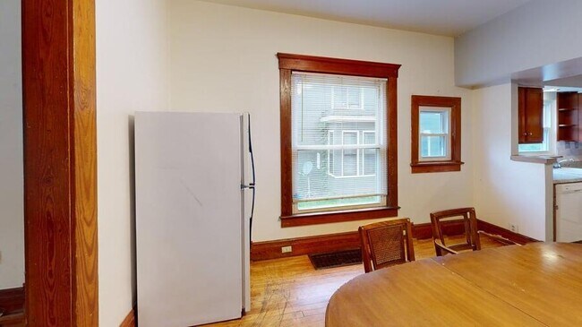 Foto del edificio - 335 Catherine-335CAT