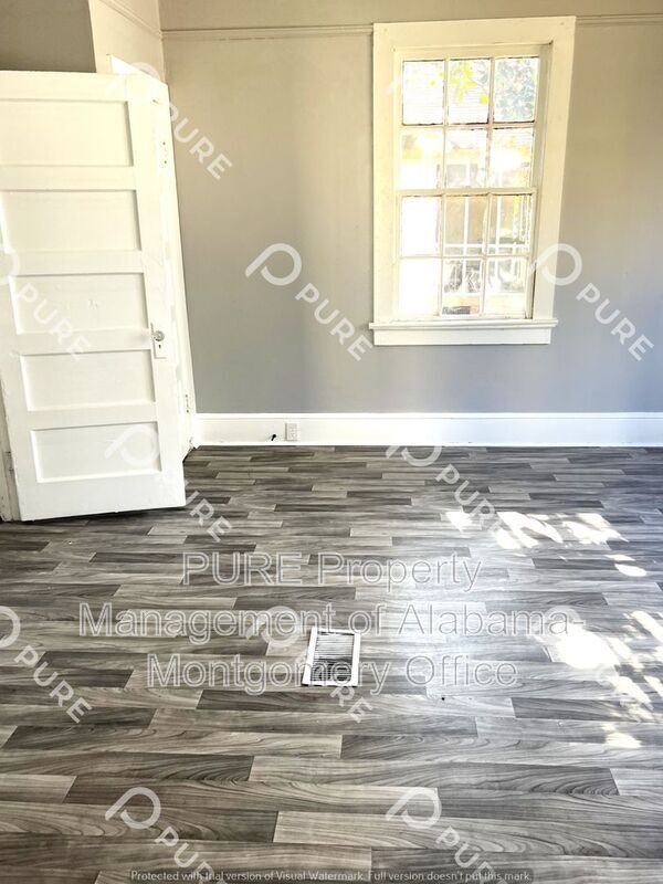 Building Photo - 602 6th St