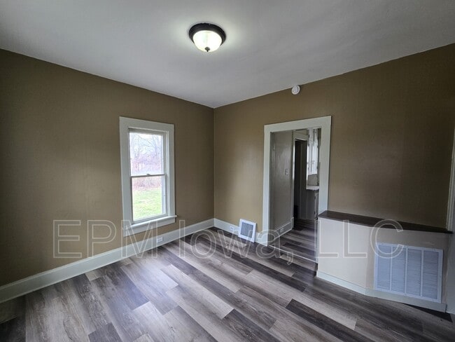 Foto del edificio - 823 Glenwood St