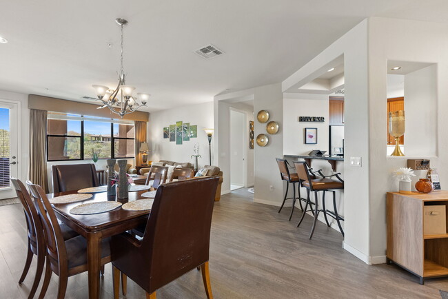 Dining Area - 34457 N Legend Trail Pky