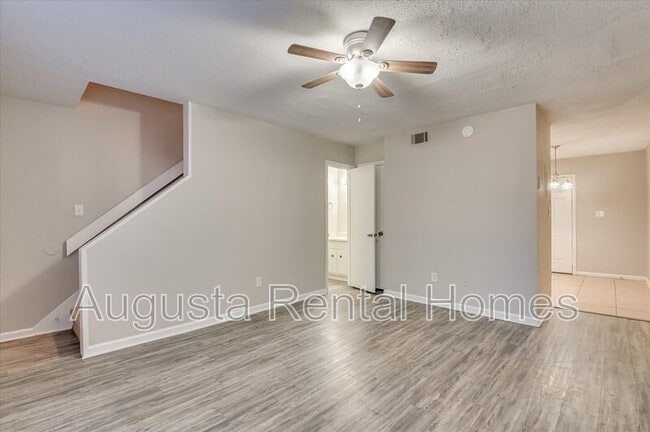 Foto del edificio - 164 Chalet North CT