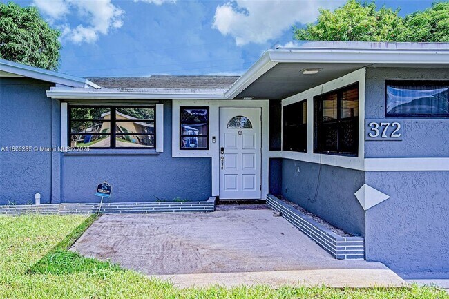 Foto del edificio - 372 W Dayton Cir