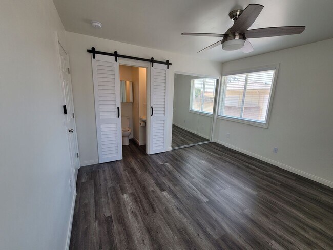 Foto del edificio - Spacious Home in Linda Vista with Modern A...