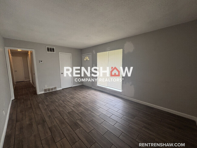 Building Photo - 3718 Canary Cove W