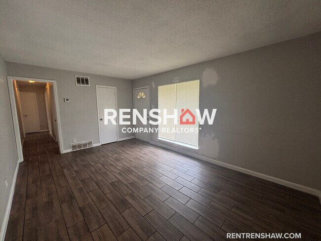 Foto del edificio - 3718 Canary Cove W