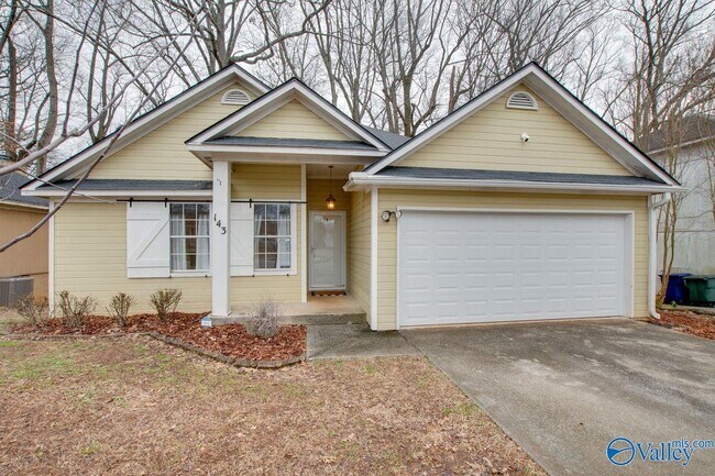 Foto del edificio - 143 Rebecca Pines Dr