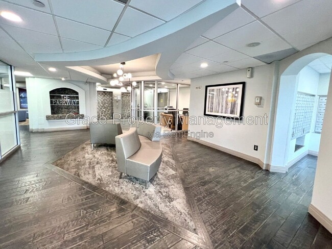 Photo - 601 West 11th Avenue Apartment