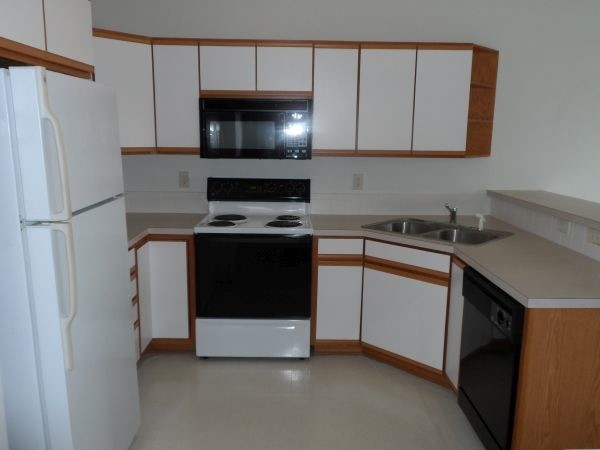 Foto del edificio - 8710 E 44th St N