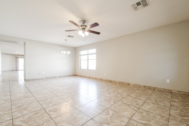 Building Photo - 2768 W San Carlos Ln