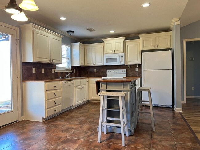 Foto del edificio - 303 Boston St