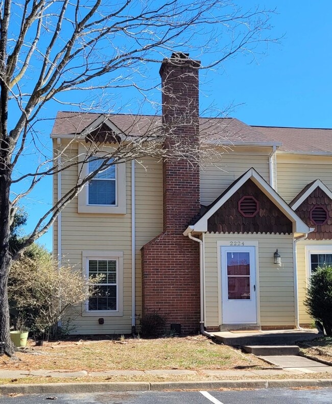 Building Photo - 2224 Hamway Dr