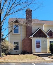 Building Photo - 2224 Hamway Dr