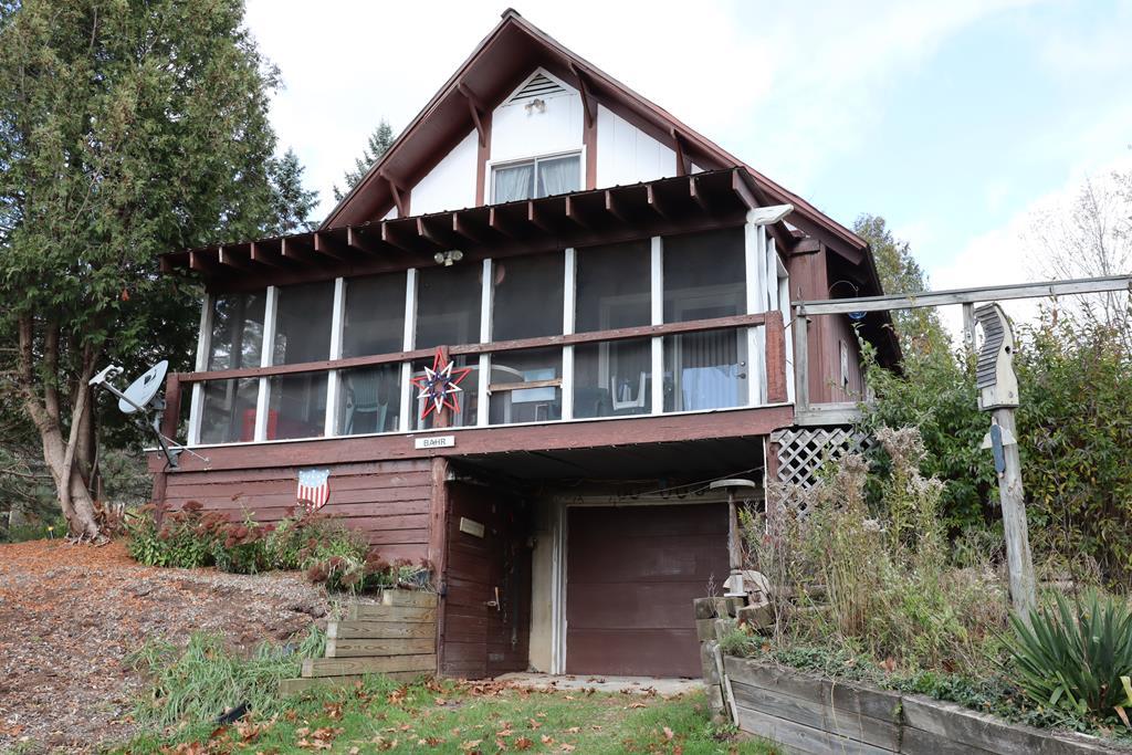 Foto principal - 144 Spalding Hill Rd