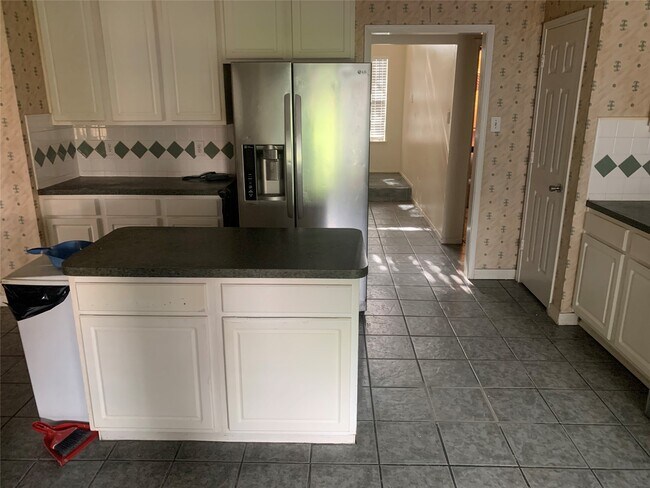 Foto del edificio - 3514 Spruce Needle Dr