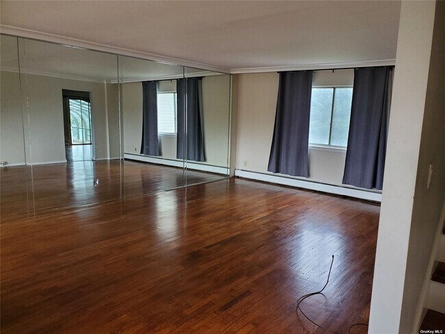 Foto del edificio - 158 Whitewood Dr