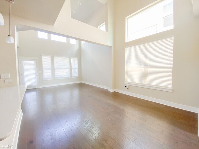 Building Photo - 3 br, 3 bath House - 7608 Wildcat Pass