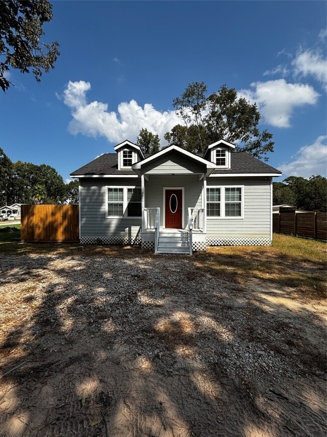Building Photo - 20551 Canterbury Ln