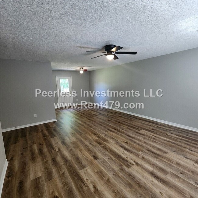 Foto del edificio - 512 4th Ave SW