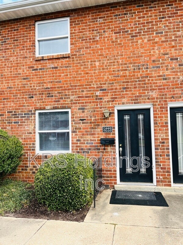 Building Photo - 5223 Goolsby Ct
