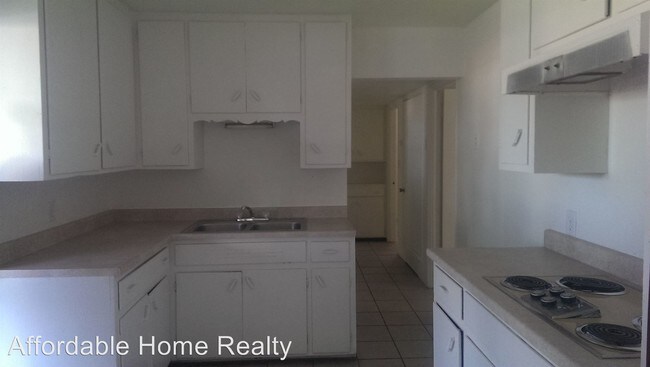 Building Photo - 4 br, 2 bath House - 1736 E Allen Rd Unit A