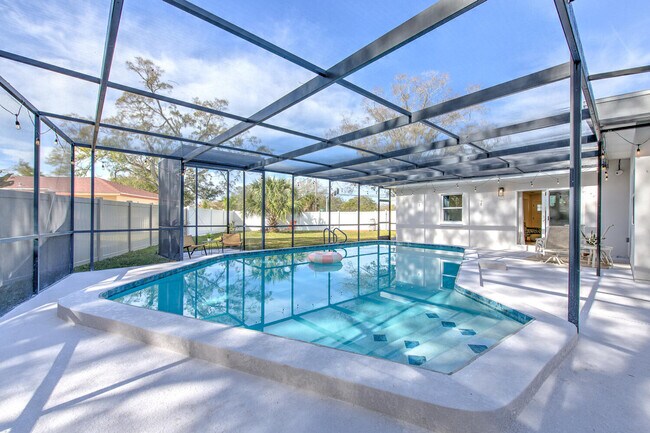 Foto del edificio - 4801 Wishart Blvd