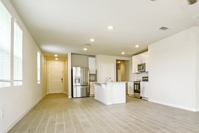 Building Photo - 13907 Richland Gulf Cir