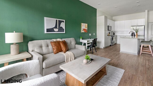 Building Photo - 7311 Baymeadows Way