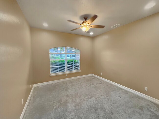 Foto del edificio - 831 NW 2nd St