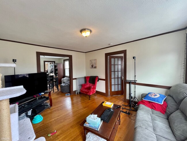 Building Photo - 3 br, 1 bath House - 58 Brock St # 3M