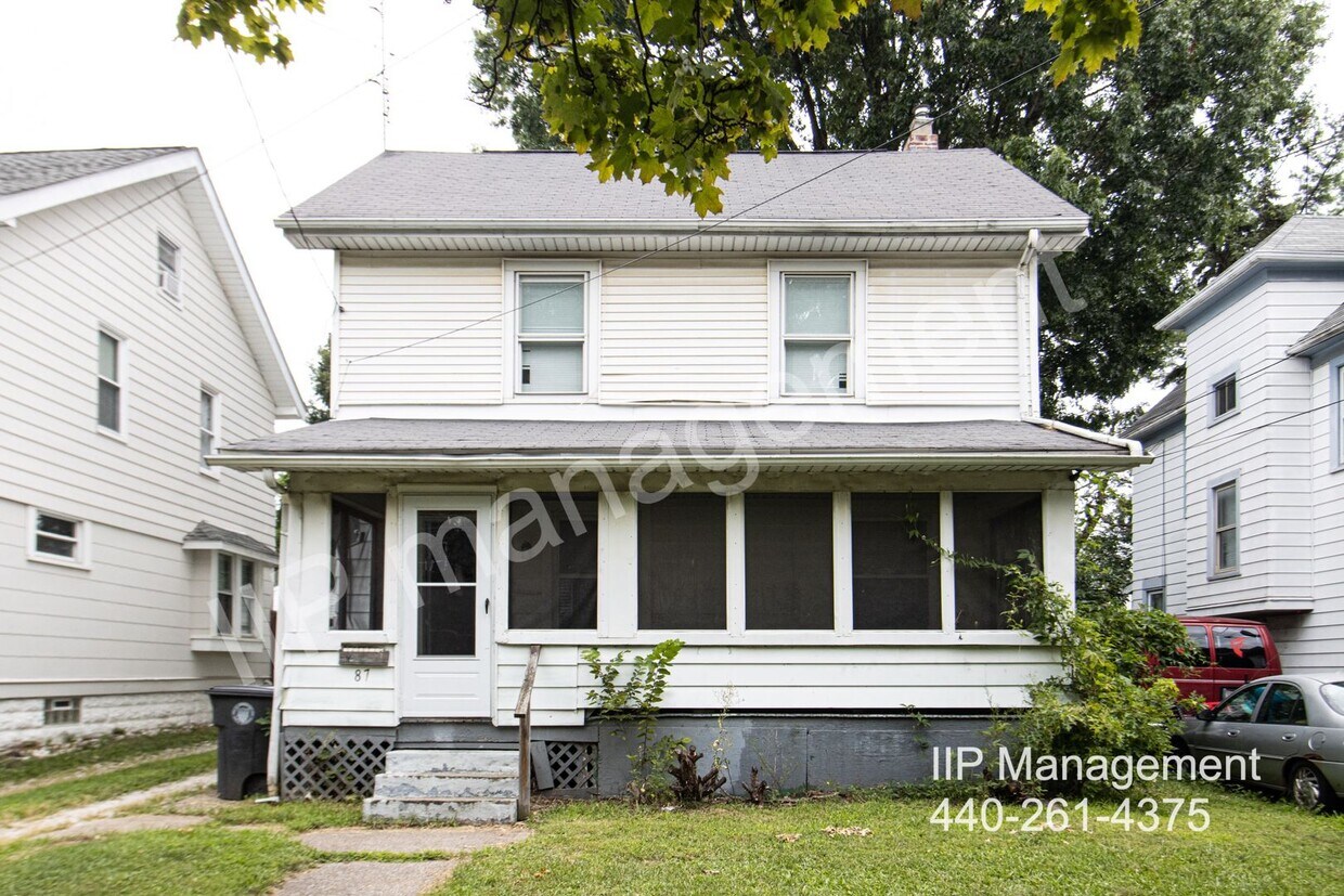 Primary Photo - 4BR 1BA Akron Colonial with Garage
