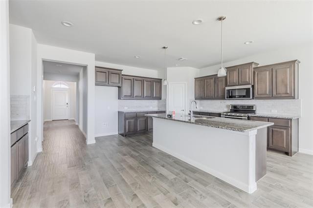 Foto del edificio - 1343 Fox Hollow Rd