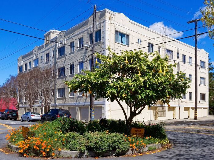 Primary Photo - 2091 California St