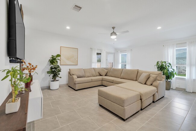 Building Photo - 3903 Yonkers Valley Ln