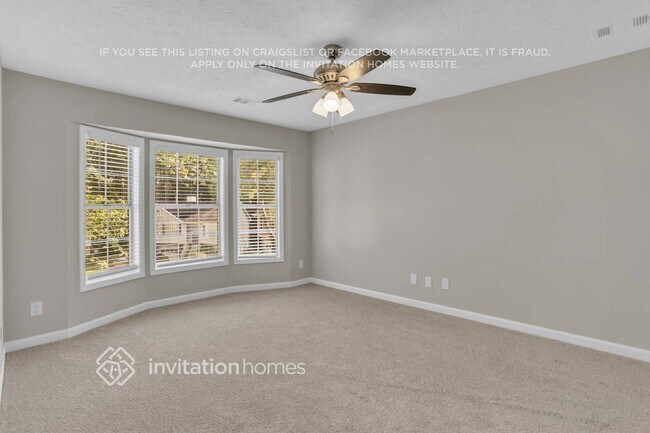 Foto del edificio - 6017 Happy Trails Ct
