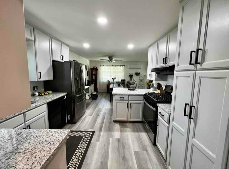 Foto principal - 3127 W Tulare Ave