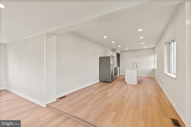 Foto del edificio - 730 New Pittsburg Ave