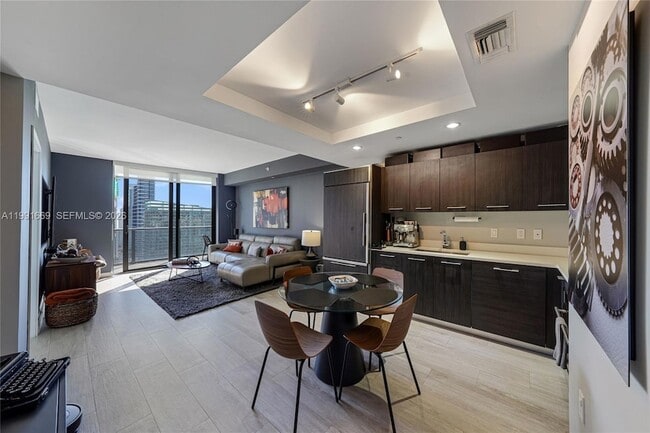 Photo - 45 SW 9th St Apartment