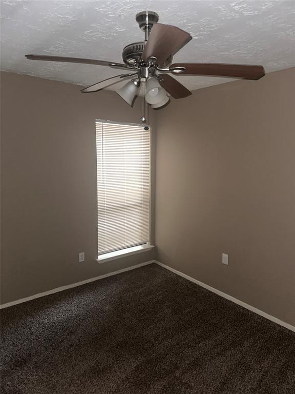 Building Photo - 1107 Vang Ct