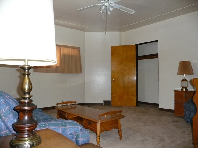 Livingroom - 1203 Ridge Ave