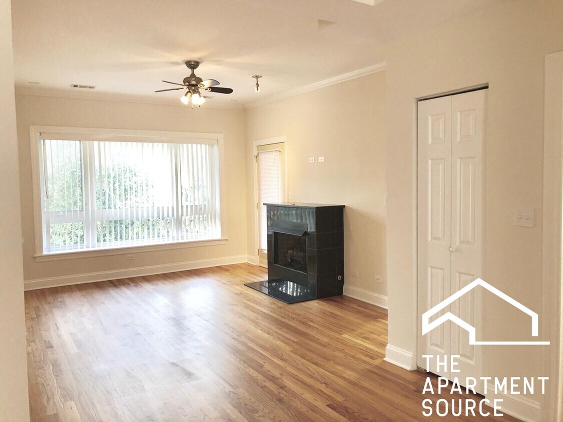 Primary Photo - 1057 W Thorndale Ave
