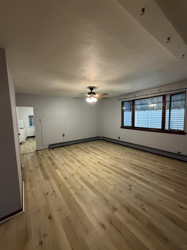 Building Photo - 2522 Leticoe St