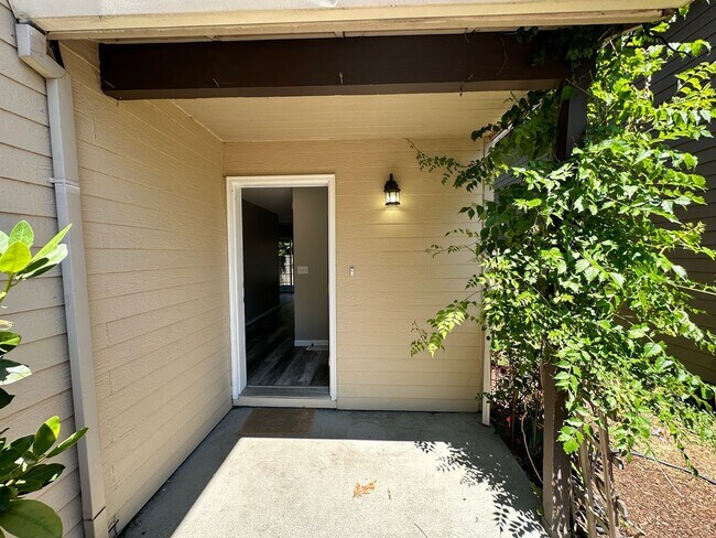 Building Photo - 10398 - Lydia Court Duplex