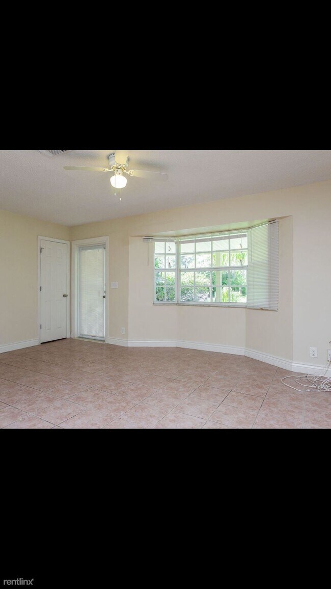 Foto del edificio - 3 br, 2 bath House - Acreage Home