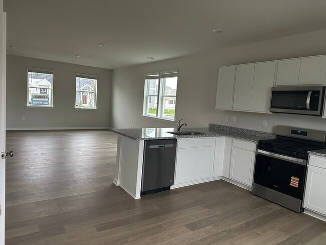 Building Photo - 10964 Farmerfield St