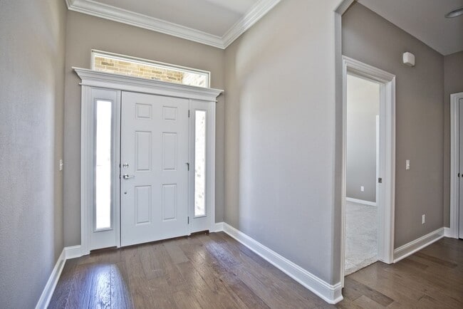 Building Photo - ***1900 W. Broadway Place***