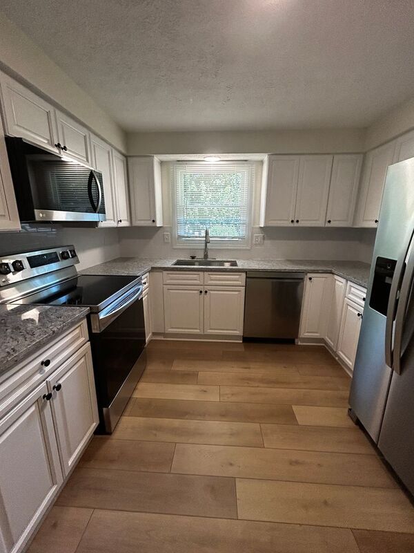 Foto del edificio - 1298 Serenity Ln