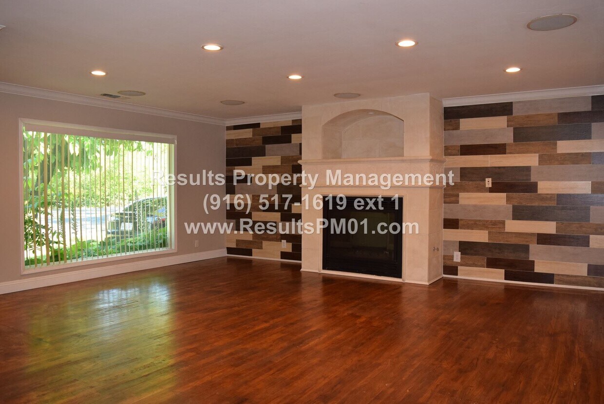 Primary Photo - 4 br, 3 bath House - 8450 Sunrise Blvd