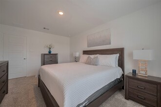 Building Photo - 3113 Crown Gate Dr