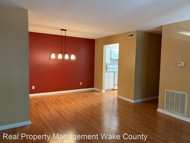 Foto del edificio - 2 br, 2 bath House - 4717 Edwards Mill Roa...